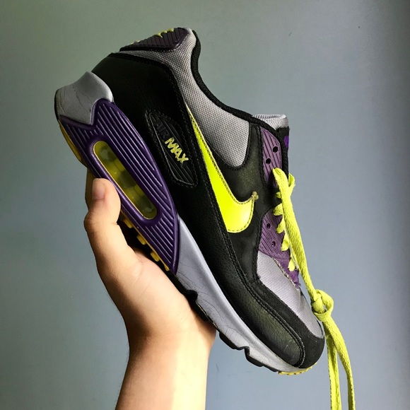 black and neon green air max 90